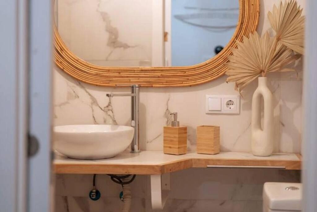 Apartamento A Estrenar En Calle Alcazares Sevilla Eksteriør billede